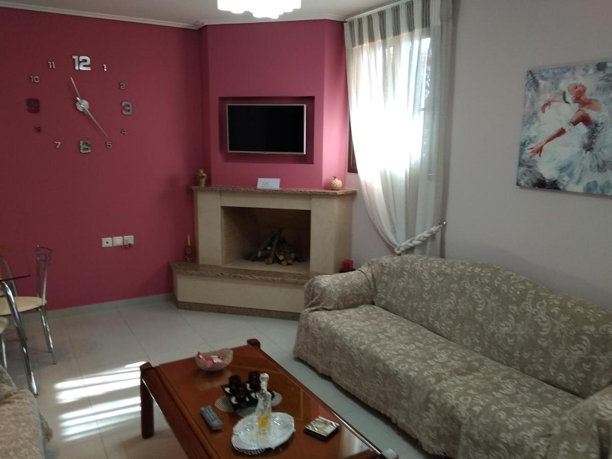 Ήσυχο Σπίτι Στη Ναύπακτο Apartman Návpaktosz Kültér fotó