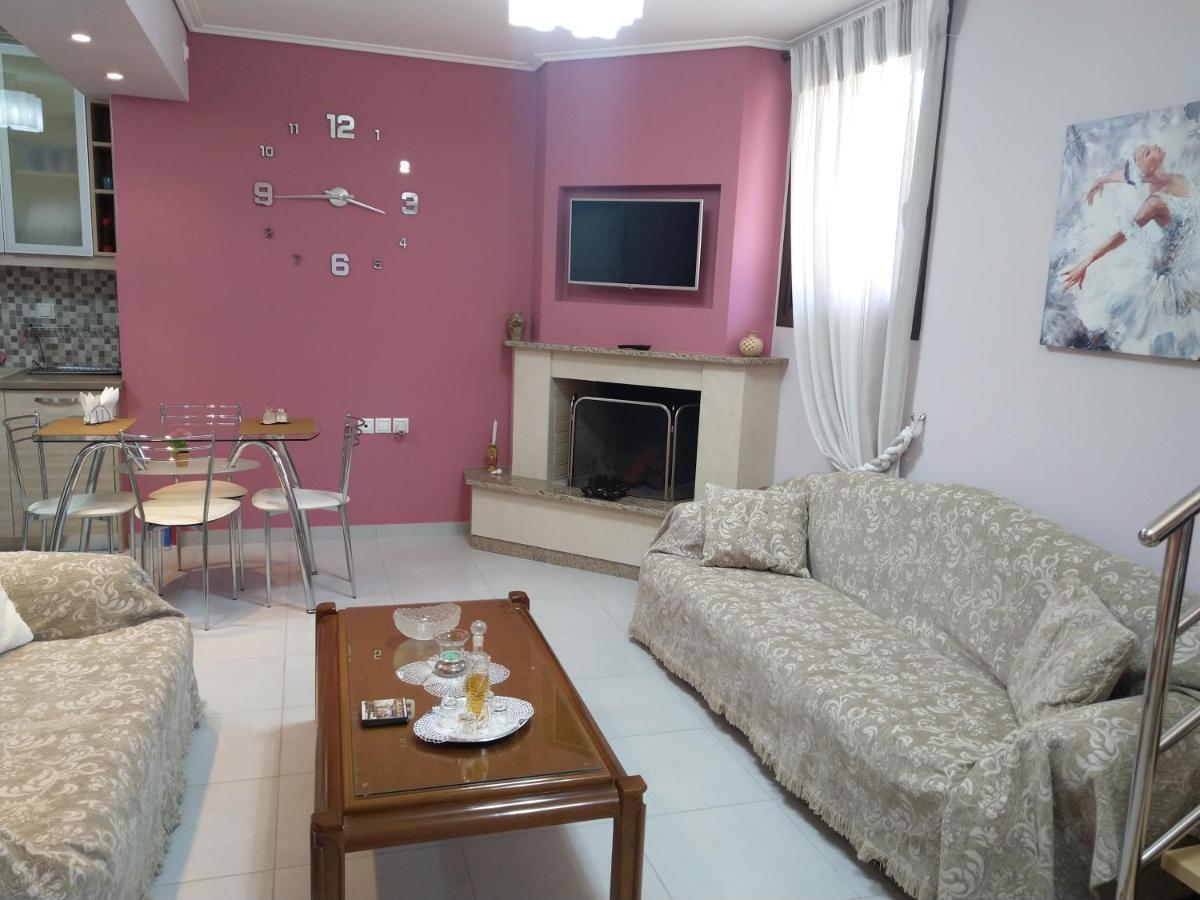 Ήσυχο Σπίτι Στη Ναύπακτο Apartman Návpaktosz Kültér fotó