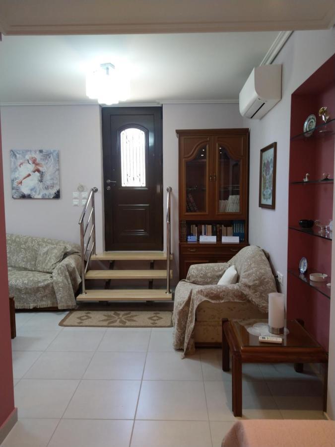 Ήσυχο Σπίτι Στη Ναύπακτο Apartman Návpaktosz Kültér fotó